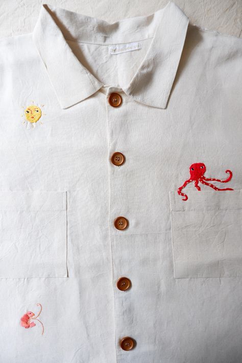 Vintage Embroidered Shirt, Upcycle Clothes Embroidery, Embroidered Kids Clothes, Embroider Clothing, Hand Embroidery On Clothes, Diy Embroidered Shirt, Hand Embroidered Clothes, Handmade T Shirt, Boys Summer Shirts