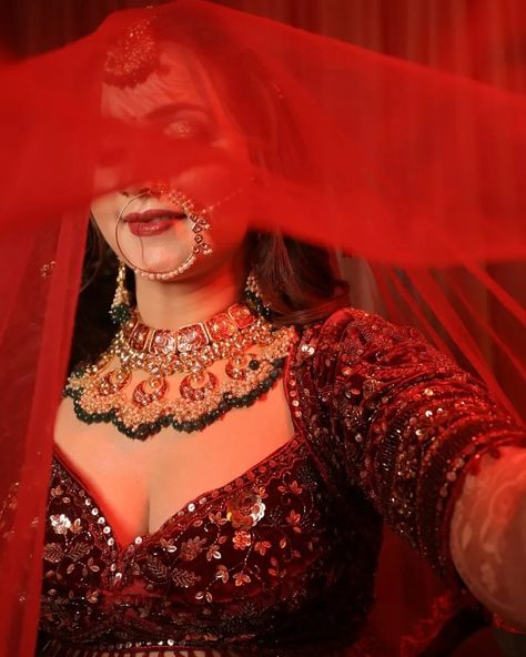 Red, Radiant and Redefined ❤️❤️❤️ @videotailor captured the brimming smile of this gorgeous bride with utmost precision. . . . 📷 Shot by- @videotailor . . . Follow for more wedding inspiration - @weddingbanquetsindia . . #bridalphotography #bridalmakeover #weddingphotography #wedsingphotographyideas #happybrides Bride Blouse, Bridal Lehenga Design, Bridal Lehenga Designs, Lehenga Design, Bridal Makeover, Hot Blouse, Indian Brides, Newly Married, Bride Poses