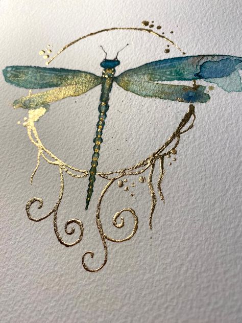 Dragonfly Art Painting Acrylic, How To Draw A Dragonfly, Dragonfly Sketches, Simple Dragonfly Drawing, Dragon Fly Drawings, Dragon Fly Watercolor, Dragonfly Painting Acrylic, Dragonfly Art Painting, Metallic Watercolor Painting Ideas