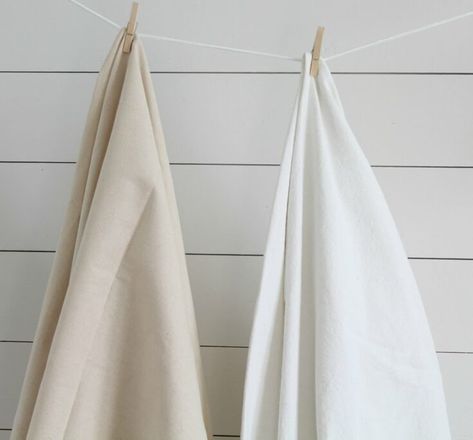 How to Bleach Drop Cloth to Make it Perfectly Soft and White Bleach Drop Cloth, Drop Cloth Projects, Sofas Vintage, Curtain Tutorial, Canvas Drop Cloths, Drop Cloth Curtains, Farmhouse Curtains, Farmhouse Ideas, Cafe Curtains