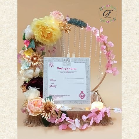 Wedding Card Platter Indian, Invitation Card Packing Ideas, Marriage Card Decoration Ideas, Wedding Card Packing Ideas, Wedding Card Tray Decoration, Invitation Card Decoration Tray, Wedding Card Decoration Ideas, Wedding Card Decoration Tray Indian, Invitation Card Platter