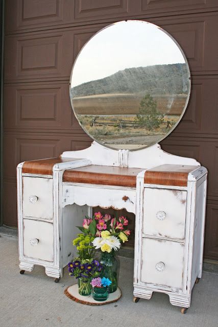 Antique Recreation: Antique Waterfall Vanity in White and Wood Vanity Redo, Waterfall Furniture, Waterfall Vanity, Vanity Makeover, Art Deco Vanity, Painted Vanity, Antique Vanity, Furniture Rehab, Vanity Ideas