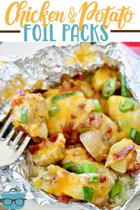 Chicken and Potato Foil Packs are made with seasoned Little potatoes, chicken thighs and smothered in a garlic cream sauce then topped with melted cheese and bacon! #grilling #potatopackets #littlepotatoes #spon Potato Packets, Potatoes Chicken, Chicken And Potato, Foil Pack Dinners, Foil Packet Dinners, Foil Pack Meals, Foil Dinners, Foil Packs, Chicken Potato