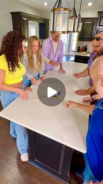 Sticky Hands Game, New Year Family Games Fun Activities, Sticky Hand Game, Active Games For Teens, Gratitude Games For Kids, Fun Group Games For Adults, Adult Games For Parties, European Birthday, Funny Family Games