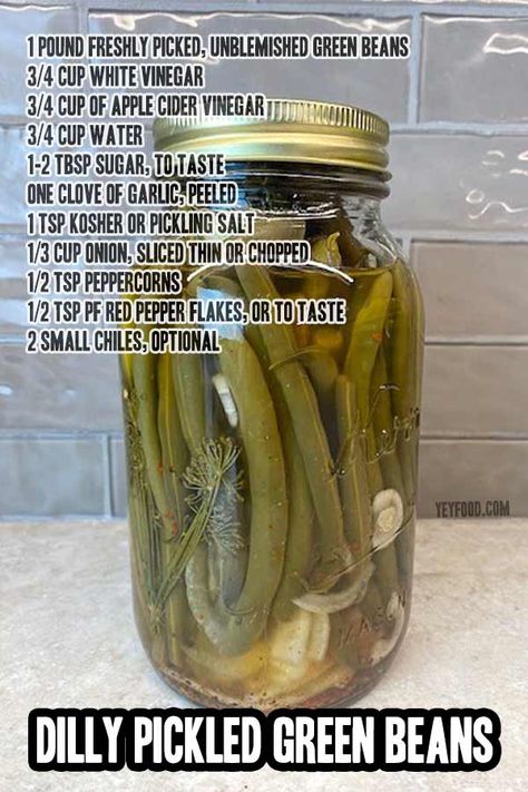 Fall Preserves, Pickled Green Bean Recipes, Pickled Beans, Canned Recipes, Pickled Recipes, Quick Pickle Recipe, Pickled Green Beans, Dilly Beans, Peter Piper