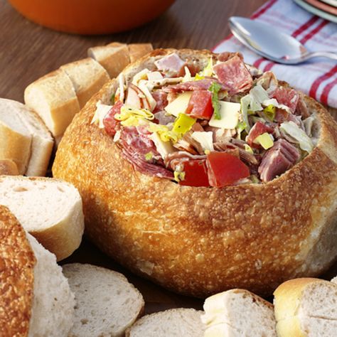 Hoagie Dip, Sandwich Vegetarian, Tailgating Recipes, Tailgate Food, Food Network Magazine, Bread Bowls, Football Food, Party Foods, Appetizer Dips