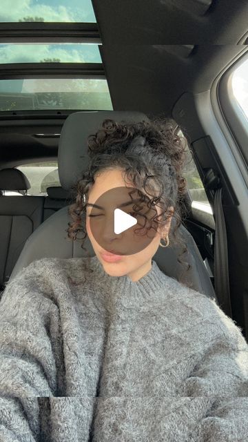 ashley on Instagram: "Curly hair owns the messy bun 🫶🏻 slowly but surely becoming one of my favorite hairstyles" Curly Loose Bun, Messy Bun Curly Hair, Loose Buns, Curly Bun Hairstyles, Slowly But Surely, Messy Bun Hairstyles, Bun Hairstyles For Long Hair, Favorite Hairstyles, Curly Hairstyles