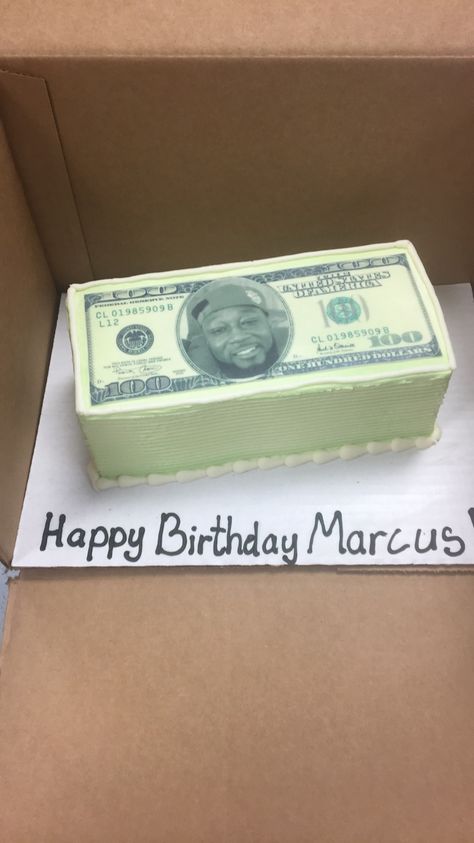 Dollar Cake Design, Dolar Cake Ideas, Money Bag Cake Birthday, Cake Dollar Birthday, Cake With Money Design, Birthday Cake Money, Sterling Money, Money Birthday, Money Birthday Cake