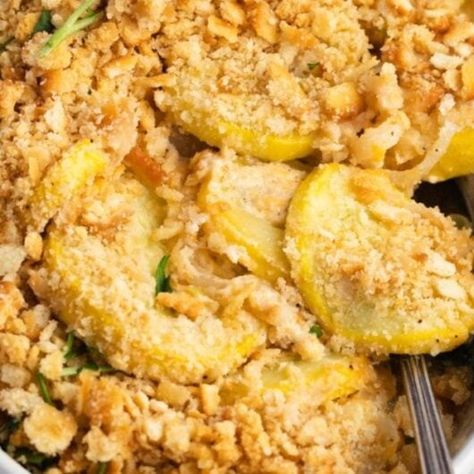 Paula Deen’s Squash Casserole Recipe Squash Casserole Paula Deen, Paula Deen Breakfast Casserole, Paula Deen Squash Casserole, Best Squash Casserole Recipe, Best Squash Casserole, Corn Casserole Paula Deen, Best Zucchini Recipes, Yellow Squash Casserole, Zucchini Casserole Recipes