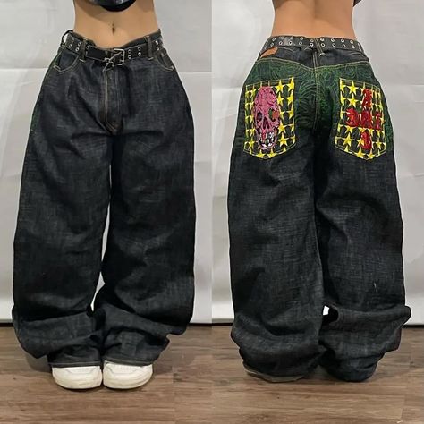 Who else’s obsessed with our baggy Jeans ? We are ! 🤚🏼❤️ Harajuku Fashion Aesthetic, Gothic Harajuku Fashion, Goth Harajuku, Estilo Harajuku, Y2k Harajuku, Denim Decor, Streetwear Jeans, Women Y2k, Casual Wide Leg Pants