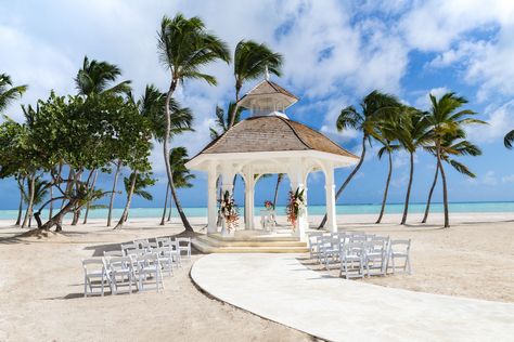 A Juanillo Beach gem, Hyatt Ziva Cap Cana delivers one of the best large destination wedding experiences in Punta Cana. Gazebo Beach, Gazebo Wedding Ceremony, Destination Wedding Caribbean, Dominican Republic Wedding, Wedding In Mexico, Punta Cana Wedding, Gazebo Wedding, Riviera Cancun, Destination Wedding Mexico