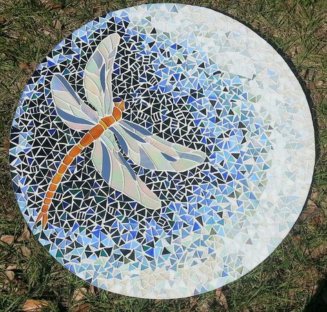 31" custom lazy susan Lazy Susan Mosaic Ideas, Mosaic Lazy Susan, Mosaic Garden Ideas, Custom Lazy Susan, Stone Mosaic Art, Mosaic Furniture, Mosaic Birdbath, Mosaic Art Diy, Mosaic Stepping Stones