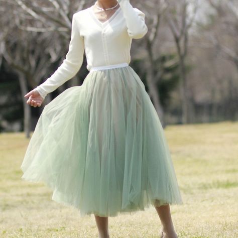 Skirt Outfit Birthday, Tulle Midi Skirt Outfit, Ruffle Tulle Skirt, Outfit Birthday Party, Midi Tulle Skirt, Tulle Skirt Women, Princess Outfit, Skirt Ideas, Outfit Birthday