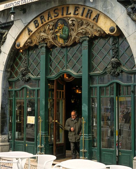 Cafe entrance Cafe Front Design Entrance, Cafe Door Design Entrance, Restaurant Front Design Entrance, Cafe Entrance Design, Bistro Interior Design, Cafe Entrance, Store Renovation, Bistro Interior, Victorian Bar