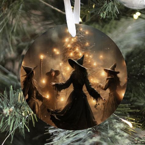 Witchy Christmas Tree, Yule Ornaments, Yule Holiday, Christmas Witch, Yule Crafts, Yule Celebration, Spooky Christmas, Witch Party, Holiday Trees