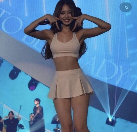 Tzuyu Body, Seductive Clothes, Tzuyu Twice, Body Inspiration, Stage Outfits, Kpop Outfits, Korean Beauty, Perfect Body, On Stage