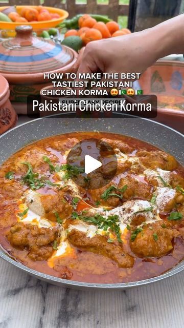 Me-Tabbu on Instagram: "Pakistani Chicken Korma Recipe Asan Chicken recipe hai jarur Banaiyega ||Save and Share this recipe🫡" Pakistani Chicken Recipes, Chicken Korma Recipe, Desi Khana, Korma Recipe, Pakistani Recipes, Chicken Korma, Pakistani Food, Chicken Recipe, Desi