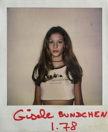 Estilo Blair Waldorf, Model Polaroids, Alena Shishkova, Gisele B, 90s Models, Helena Christensen, Gisele Bündchen, Model Inspo, Gisele Bundchen