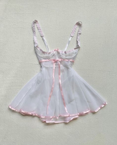 Jeanne Paquin, Hyper Feminine, Feminine Urge, Cute Sleepwear, Pink Sheer, Cute Lingerie, Pretty Lingerie, Girly Outfits, Marie Antoinette