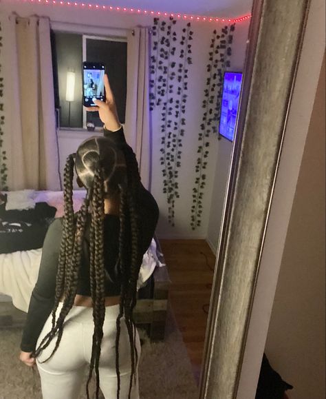 Wayda Braids, Jayda Wayda Braids, Fast Braids, Short Hair Videos, Buns Hairstyles, Hair Braid Patterns, Weave Hairstyles Braided, Jayda Wayda, Big Box Braids Hairstyles