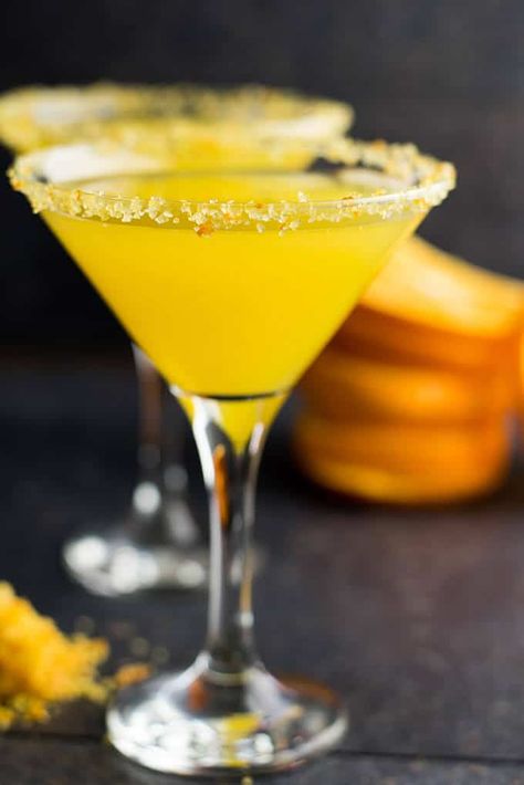 Orange Vodka Martini Recipe Orange Juice Cocktails, Vodka Orange, Martini Recipes Vodka, Orange Juice And Vodka, Orange Vodka, Orange Cocktails, Vodka Martini, Super Bowl Party, Vodka Drinks