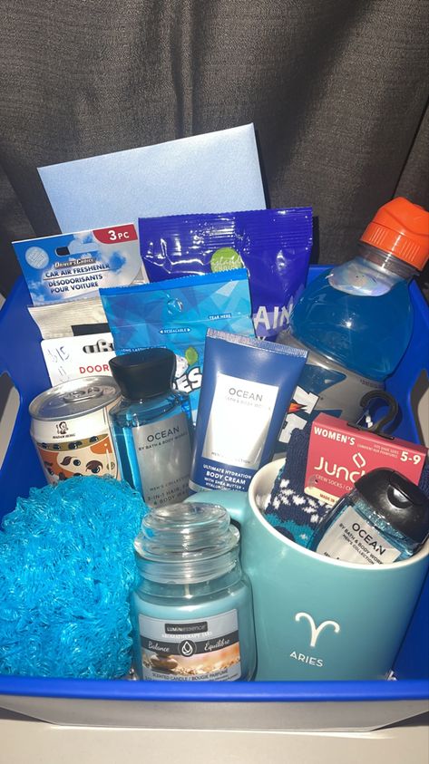 Boy Birthday Basket Ideas, Burr Basket For Bf Christmas, Blue Boyfriend Basket, Easter Basket Ideas Boyfriend, Im Sorry Basket For Boyfriend, Boyfriend Self Care Basket, Ideas For Birthday Gifts For Boyfriend, Guy Birthday Gift Basket Ideas, Basket For Him Boyfriends