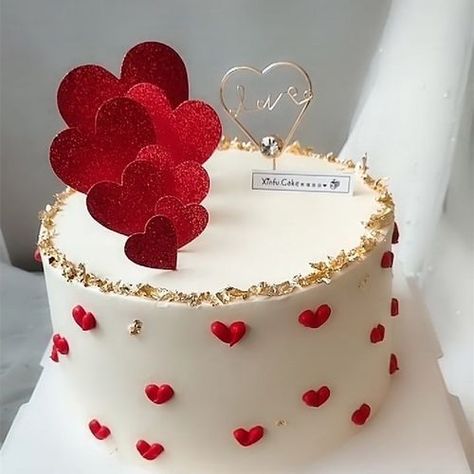 Simple Anniversary Cakes, Anniversary Cake Designs, Cake For Boyfriend, Happy Anniversary Cakes, Birthday Cake For Husband, Birthday Cake Decorating Ideas, Cake For Husband, Simple Cake Designs, Mini Cakes Birthday