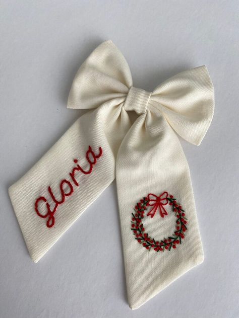 Personalized Initial Hand Embroidered Hair Bow.Christmas Wreath Bow,Custom Name Bow,Baby Hair Bows Clips,Kids Hair Bows,Bows For Girls,Gift Hand Embroidered Gifts, Christmas Gift Bow, Christmas Wreath Bow, Embroidered Hair Bows, Kids Hair Bows, Embroidered Bow, Bows For Girls, Handmade Hair Clip, Christmas Hair Bows