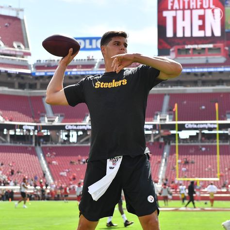 Ready. Mason Rudolph, Pittsburgh Pride, Steelers Girl, Pittsburg Steelers, Pittsburgh Sports, Steeler Nation, Pittsburgh Steelers, American Football, Black N Yellow