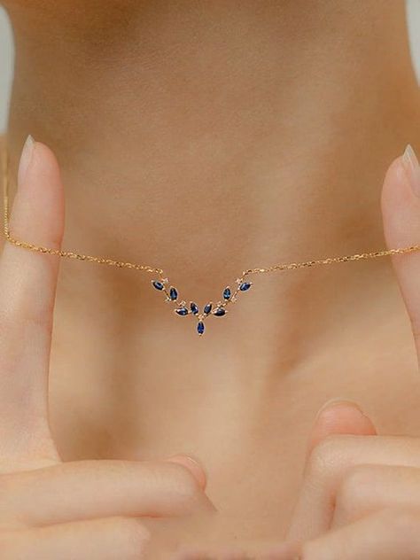 Blue And Gold Jewelry, Blue Jewlery, Inexpensive Jewelry, Fancy Jewelry Necklace, Pretty Jewelry Necklaces, Nice Jewelry, Jewelry Accessories Ideas, Platinum Jewelry, Womens Jewelry