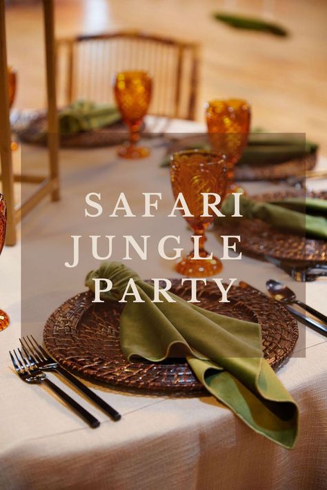 Adult Safari Party, Africa Theme Party, Safari Jungle Birthday Party, Party Place Settings, African Safari Theme, Africa Party, Safari Theme Birthday Party, Birthday Party Inspiration, Safari Party Decorations