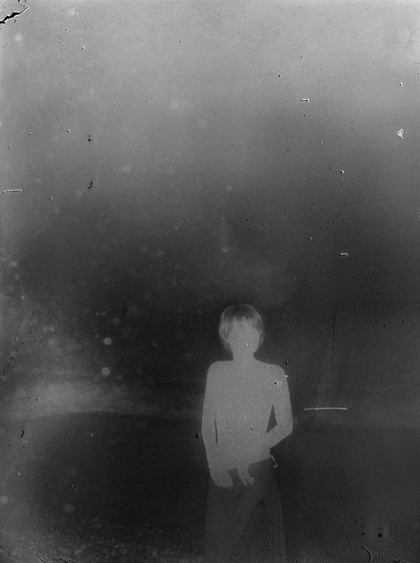 Daisuke Yokota, Personal Project Ideas, Beach At Night, Creepy Pictures, Experimental Photography, Visual Culture, Black And White Film, Contemporary Photography, Book Projects