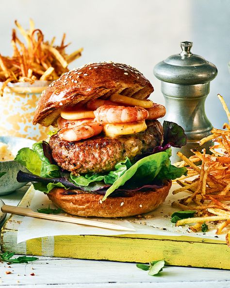 Pork and prawn burger with sriracha butter recipe | Sainsbury`s Magazine Prawn Burger, Crab Cake Burgers, Burger Lab, Crab Burger, Burger Ideas, Shrimp Burger, Maryland Crab Cakes, Prawn Salad, Burger Dogs