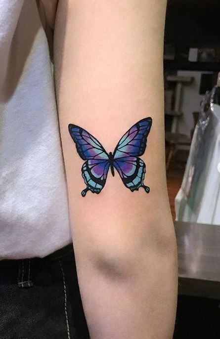 Realistic Butterfly Tattoo, Purple Butterfly Tattoo, Colorful Butterfly Tattoo, Butterfly Tattoos On Arm, Blue Butterfly Tattoo, Purple Tattoos, Butterfly Tattoo Meaning, Tattoos Infinity, Butterfly Tattoos For Women