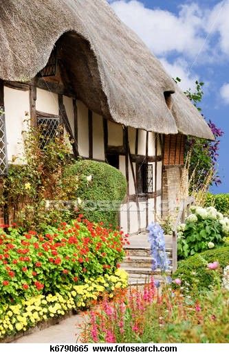 British Cottage, English Country Cottages, Cute Cottages, Little Cottages, Fairytale Cottage, Storybook Cottage, Stratford Upon Avon, English Cottage Garden, Thatched Cottage