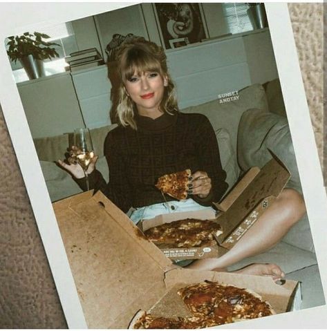 Bf Taylor, Ipad Purple, 1989 Aesthetic, Style Taylor Swift, Taylor Swift Fotos, Madonna 80s, Miss Americana, The Archer, Estilo Taylor Swift