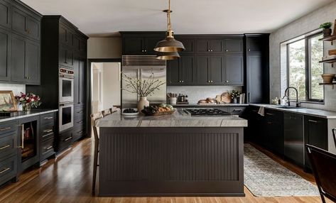 Moody Kitchen, Black Appliances Kitchen, Best Kitchen Colors, Dark Grey Kitchen, Beverage Fridge, Black Appliances, Dark Kitchen, Iron Ore, Shaker Kitchen