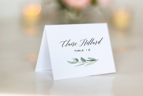 Wedding Name Place Cards, Wedding Food Table, Deco Champetre, Wedding Table Names, Wedding Name Cards, Card Table Wedding, Signing Table Wedding, Name Place Cards, Wedding Party Table