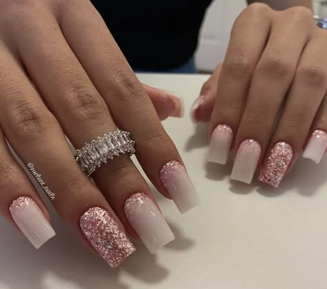 Gold Nails White, Pink And White Nail Designs, Pink And White Nails, White Nails With Gold, Pink White Nails, Glitter Rosa, Milky Nails, Pink Glitter Nails, Rose Nail Art