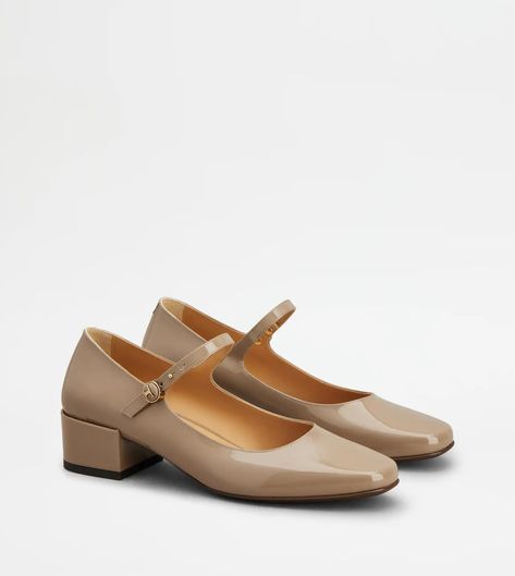 Women's New Arrivals: Shoes, Bags and Accessories - Tod's Mary Jane Pumps, Gift Boutique, Bags And Accessories, Trainers Women, Mary Janes, Fathers Day Gifts, Calf Skin, New Arrivals, Pumps