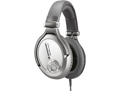 Crutchfield reviews the Sennheiser PXC 450 NoiseGard noise compensation headphones . Quiet and comfortable -- even at work! #Sennheiser #headphones Travel Headphones, Sennheiser Headphones, Circumaural Headphones, Best Noise Cancelling Headphones, Best Headphones, Noise Cancelling Headphones, Stereo Headphones, Bluetooth Headphones, Audiophile