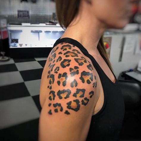 Lepord Print Tattoo Ideas, Leopard Print Shoulder Tattoo, Leopard Print Arm Tattoo, Cheetah Print Tattoo For Women, Leopard Shoulder Tattoo, Leopard Print Tattoo On Shoulder, Animal Print Tattoo For Women, Cheetah Print Tattoo On Shoulder, Cheetah Print Tattoo On Thigh