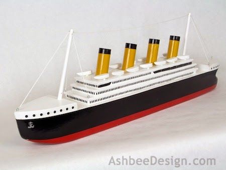 Titanic Cake, Titanic Boat, Bamboo Speaker, Titanic Model, Wooden Box Diy, Wooden Model Boats, Airplane Crafts, Cardboard Model, Titanic Ship