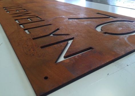 Letterbox Ideas, Rusty Sign, Rusted Steel, Desert Style, Barn Signs, Weathering Steel, House Signs, Led Light Box, Farm Signs