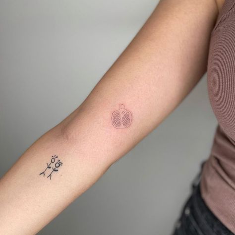 Teen Tattoos, Biology Tattoo, Pomegranate Tattoo, Venus Tattoo, Cousin Tattoos, Hard Tattoos, Single Needle Tattoo, Tattoo Skin, Cute Tiny Tattoos