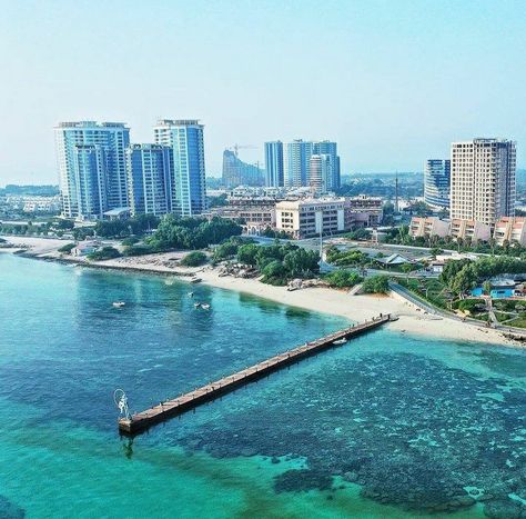 #iran #kishIsland #ایران #دریا #جزیره Kish Island Iran, Kish Island, Iran Food, Best Instagram Stories, Vision Board Photos, Sports Design, Line Art Drawings, Iran, New York Skyline