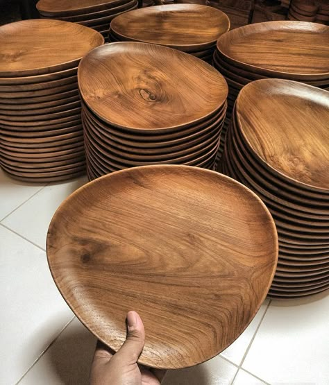 Wood Kitchen Tool, Gerobak Dorong, Kitchen Decor Collections, Crockery Design, Farmhouse Vibes, Wood Plates, Denpasar Bali, Wooden Platters, Wood Dishes