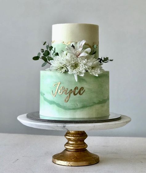 Green Bridal Shower Cake, Green And White Cake, Green Birthday Cakes, Wedding Cake Fresh Flowers, Cake With Flowers, White Buttercream, Gumpaste Flowers, 60th Birthday Cakes, Elegant Birthday Cakes