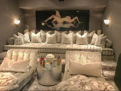 Khloe Kardashian House, Kardashian Home, Home Theater Room Design, Theater Room Design, Moroccan Modern, Home Cinema Room, Home Theater Rooms, Home Theater Design, Room Screen