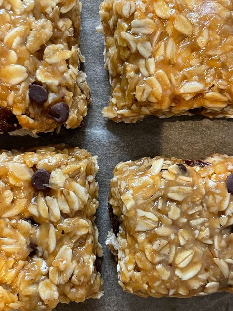 Sunbelt Granola Bars Recipe, Sunbelt Granola Bars, Oatmeal Granola Bars, Snack Cabinet, No Bake Oatmeal Bars, No Bake Granola Bars, Start Of School, Chewy Granola Bars, Baked Granola